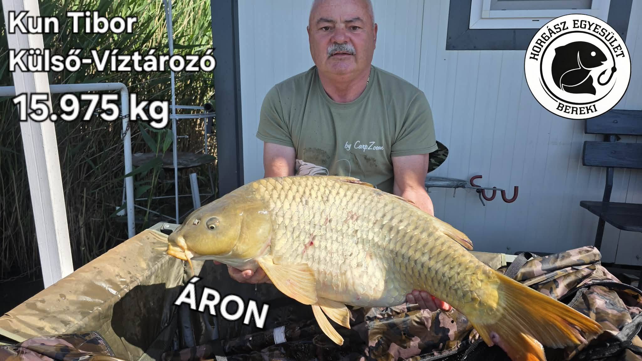 ÁRON